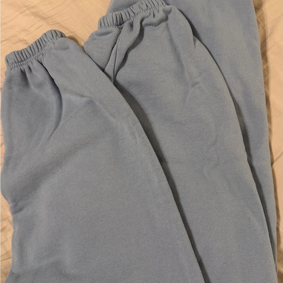 ALO Yoga Celestial Blue Sweatpants - Picture 5 of 6